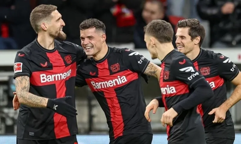 Ai tài trợ cho Bayer Leverkusen?